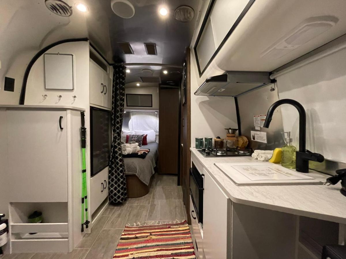 Airstream Caravel 2020 Loblolly Pines Adventure Camp Otel Eureka Springs Dış mekan fotoğraf